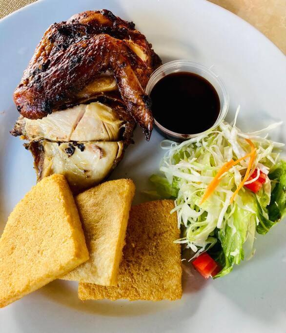 Millie'S Paradise - Bay Beach Ocho Rios Luaran gambar